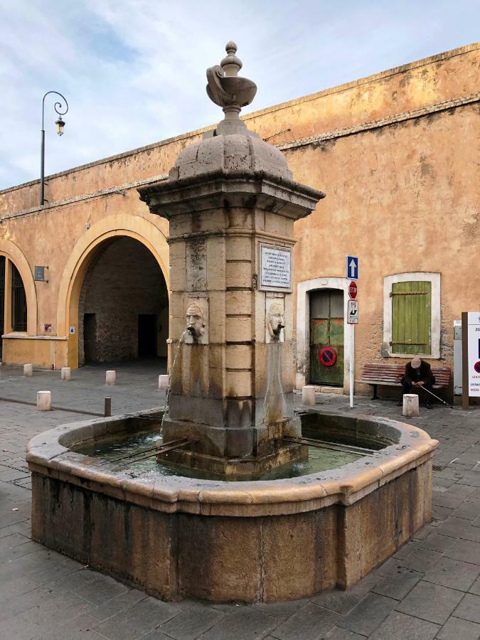 Hanna-Logis Antibes Exterior photo